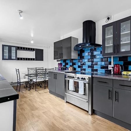Stylish Excel 3 Bedroom Flat London Luaran gambar