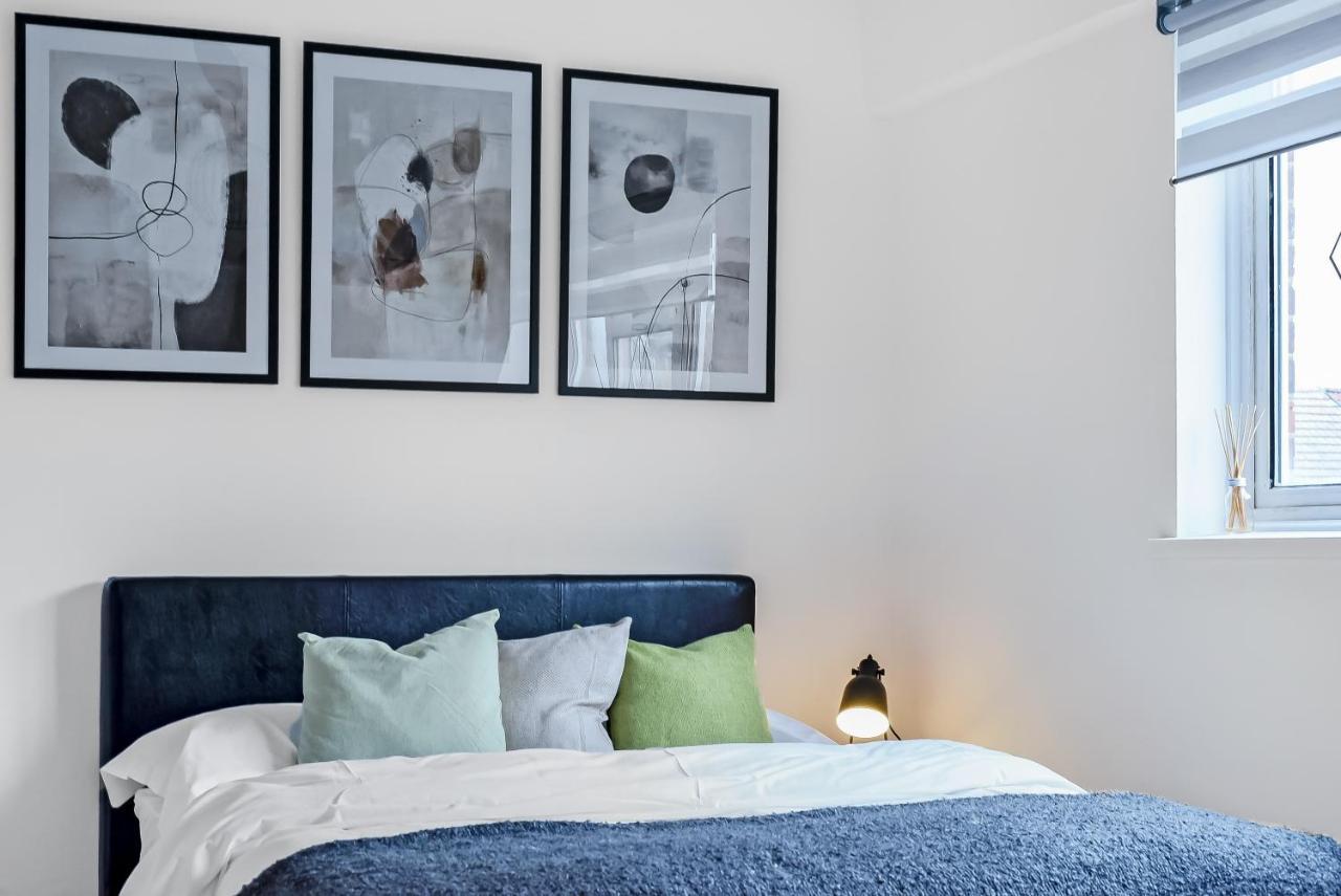 Stylish Excel 3 Bedroom Flat London Luaran gambar