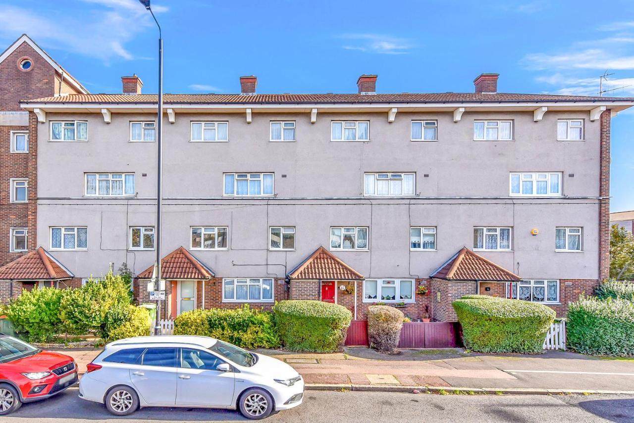 Stylish Excel 3 Bedroom Flat London Luaran gambar