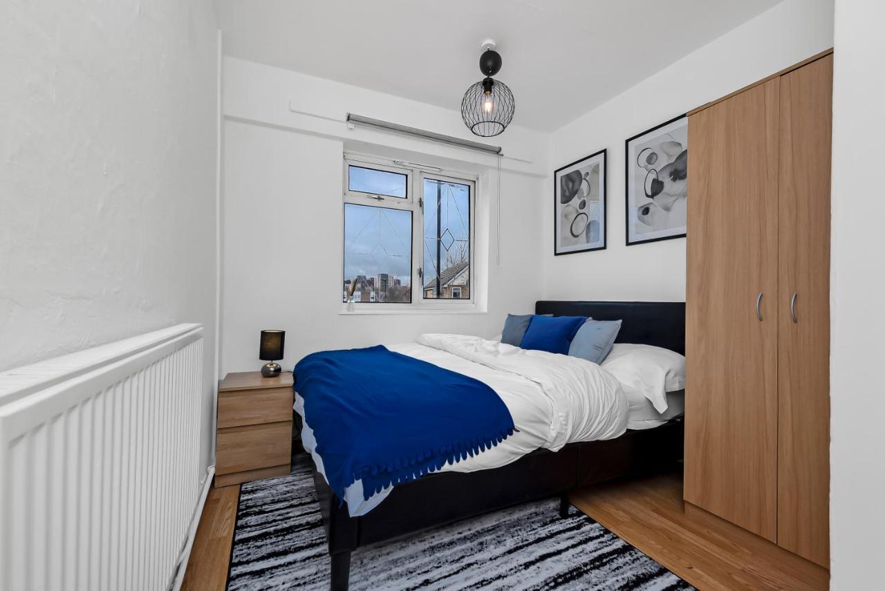 Stylish Excel 3 Bedroom Flat London Luaran gambar