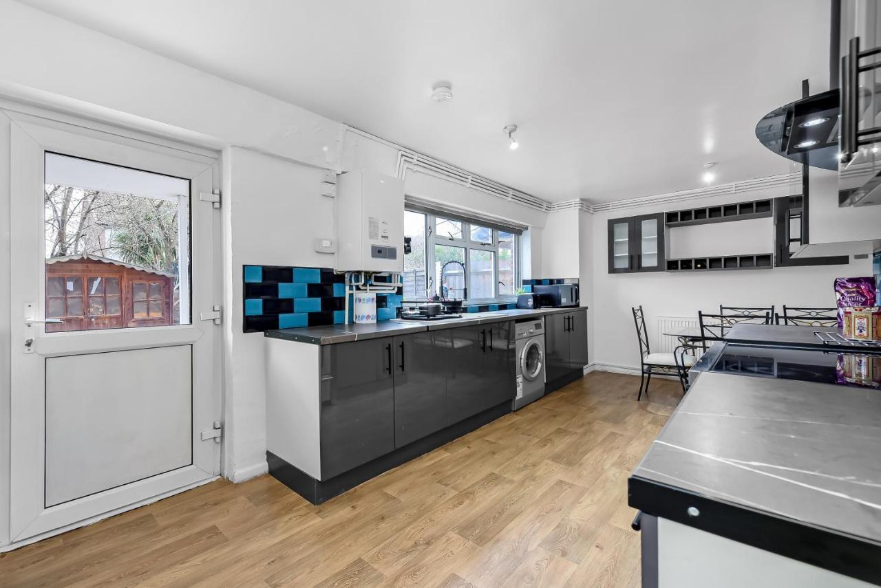 Stylish Excel 3 Bedroom Flat London Luaran gambar